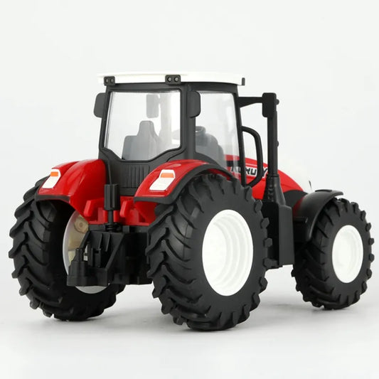 Erlebe das echte Landleben mit unserem vielseitigen RC Traktor