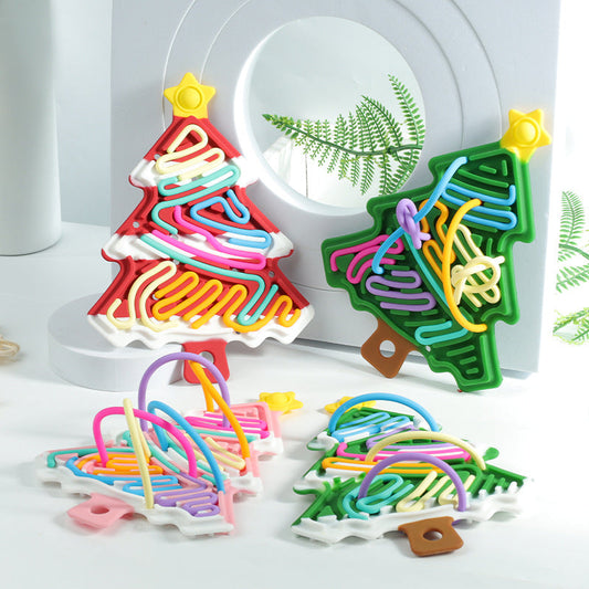 Farbenfrohes sensorisches Kinderspielzeug im festlichen Weihnachtsdesign