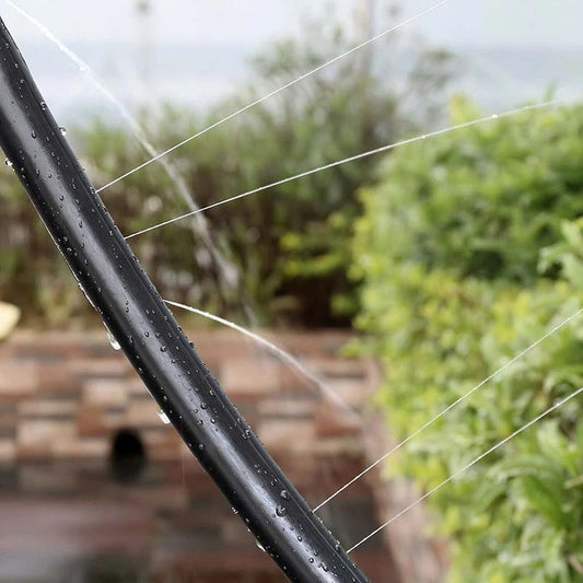 Erfrischender Wassersprinkler für ultimativen Trampolinspaß