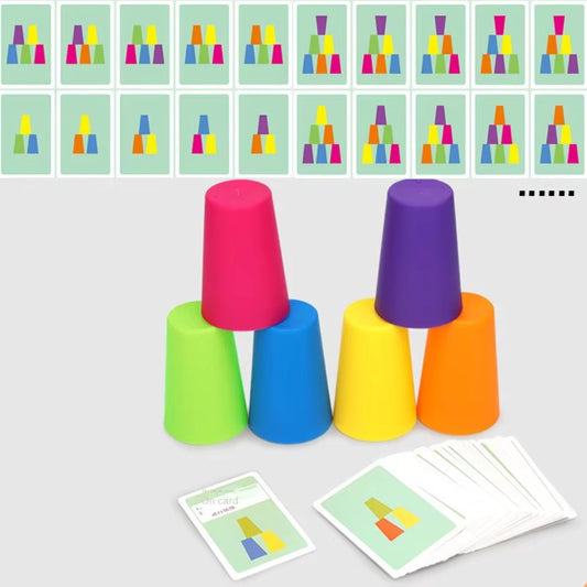Entdecken Sie den Montessori Becherstapelspiel für kreative und pädagogische Spielzeit